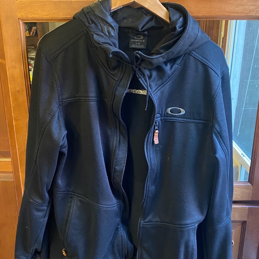 Oakley Men's Large Black Performance Jacket
